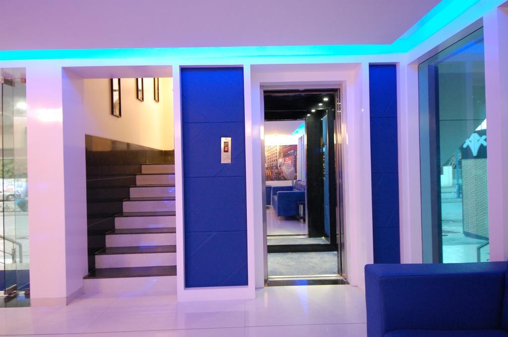 Hotel Ambassador